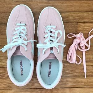 Women’s Nylite Plus Tretorns